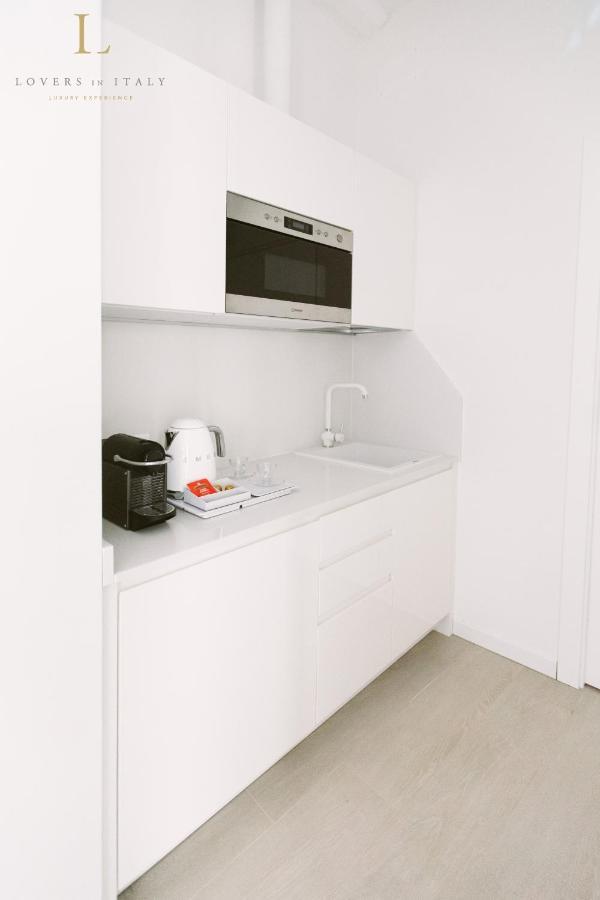 Loversinitaly Romantic Apartments - Altana And Jacuzzi 베니스 외부 사진