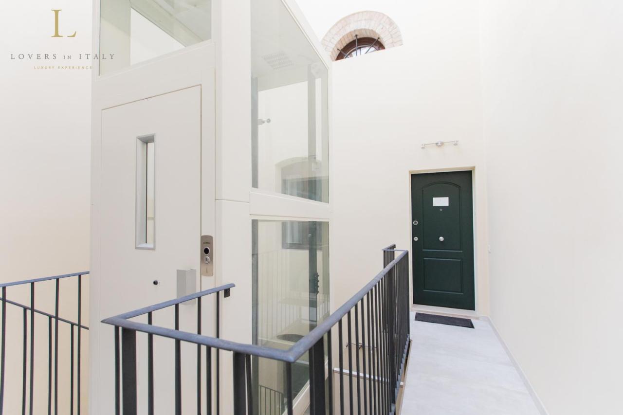 Loversinitaly Romantic Apartments - Altana And Jacuzzi 베니스 외부 사진